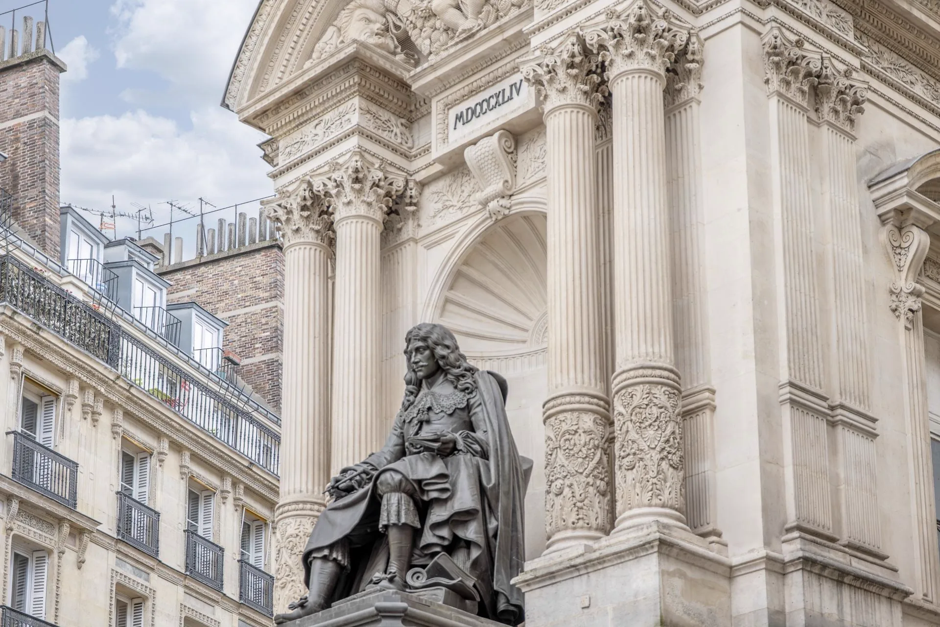 Statue de Molière, rue Molière, 1er arrondissement de Paris