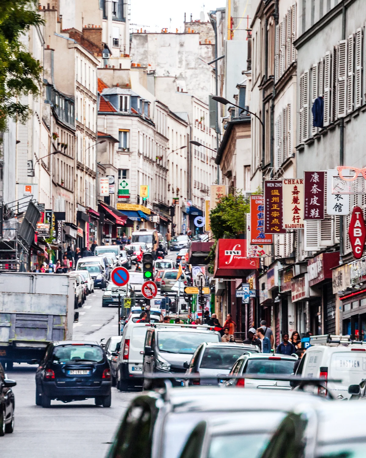 Belleville — street art — Paris 20e arrondissement