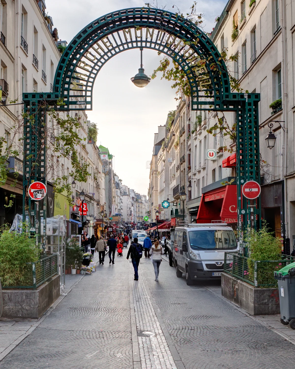 Rue Montorgueil — Paris 2e arrondissement