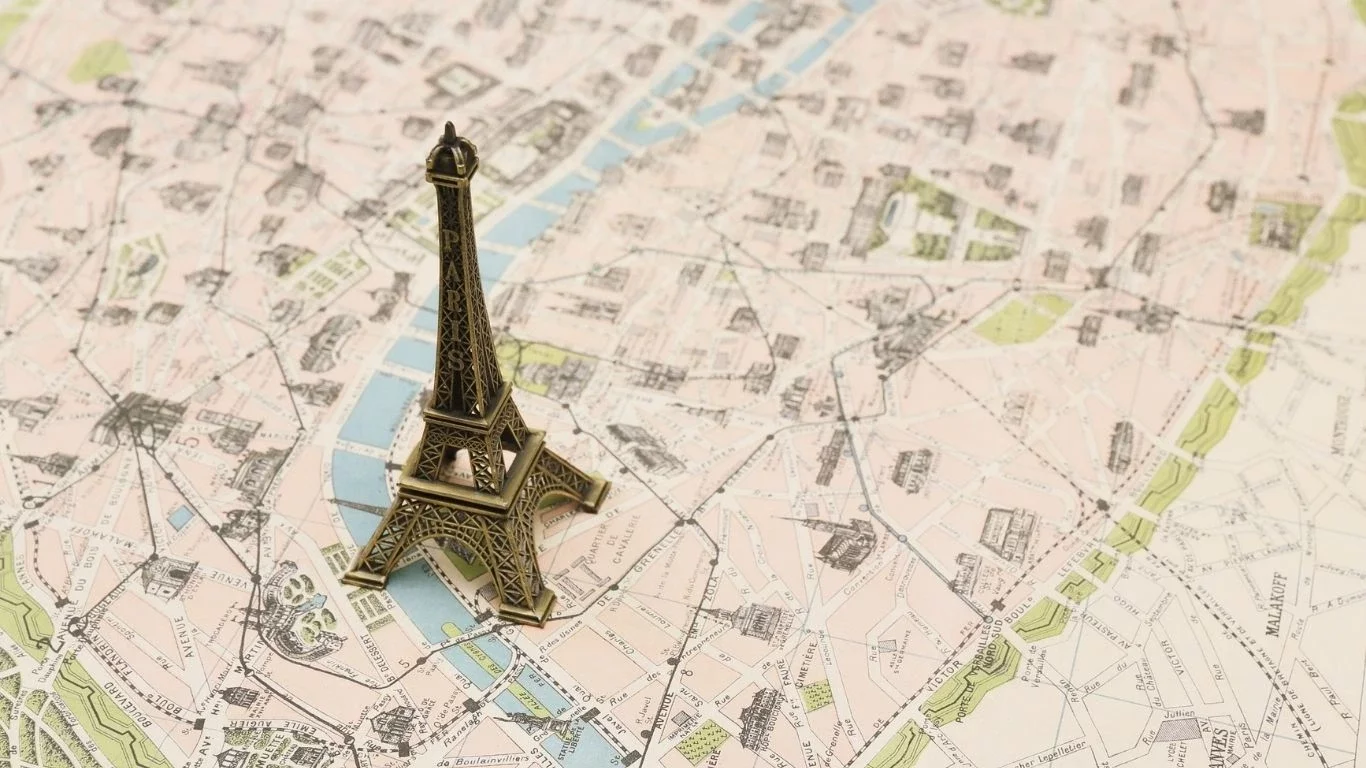Prix immobilier Paris 1er : faut-il vendre maintenant ou attendre 2027 ?