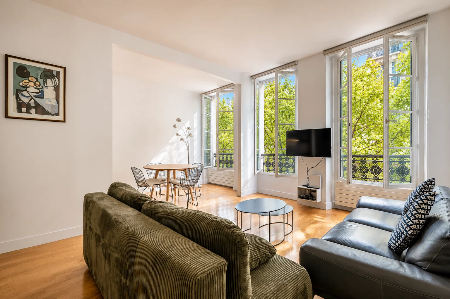 PARIS 3rd – ENFANTS ROUGES – CHARMING 1-BEDROOM APARTMENT WITH HIGH CEILINGS
