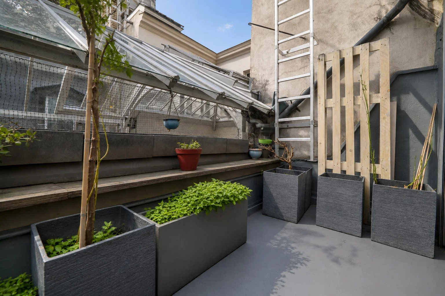 PARIS 2eme - 4 SEPTEMBRE / GAILLON - TOWNHOUSE WITH TERRACE