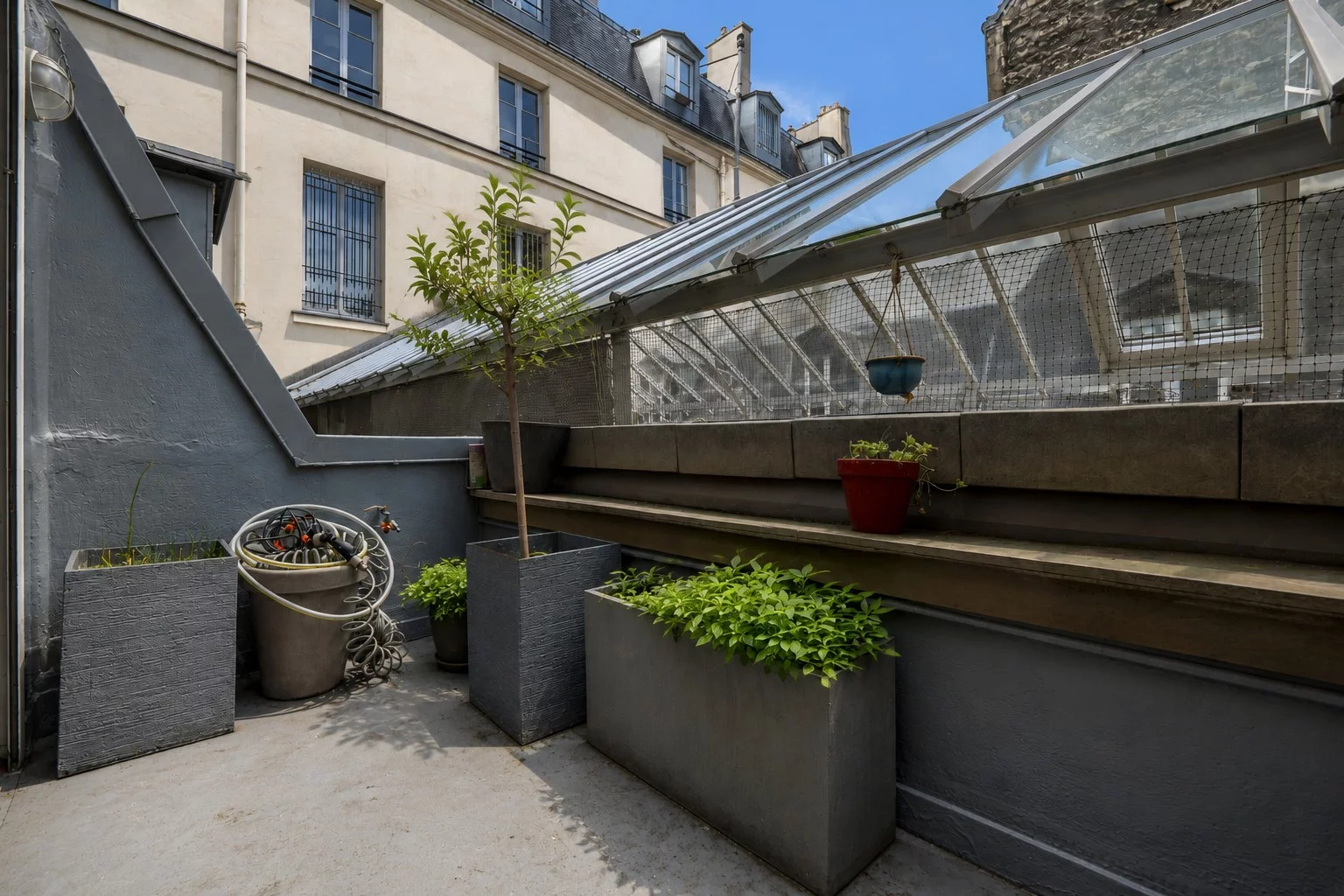 PARIS 2eme - 4 SEPTEMBRE / GAILLON - TOWNHOUSE WITH TERRACE