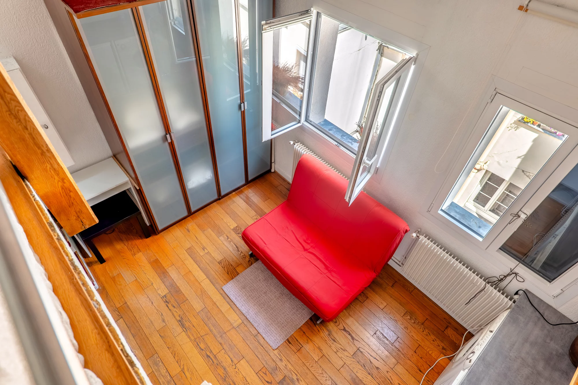 PARIS 2ème – BONNE NOUVELLE / SENTIER - CHARMANT STUDIO