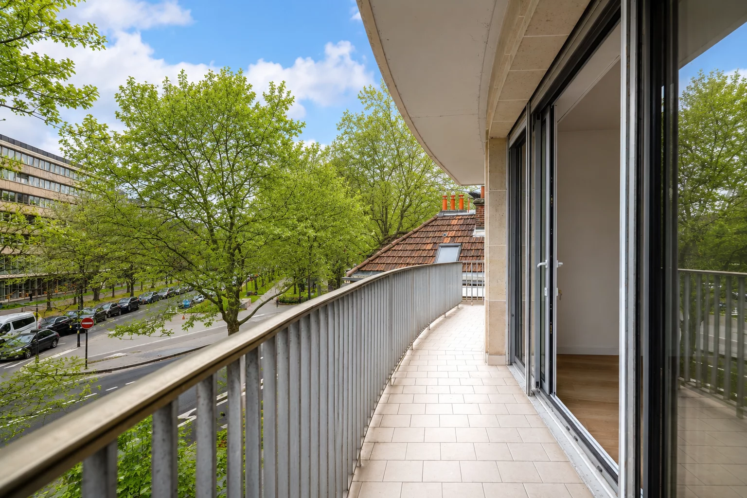 PARIS 14th – PORT-ROYAL – 2-BEDROOM APARTMENT WITH BALCONY & ELEVATOR