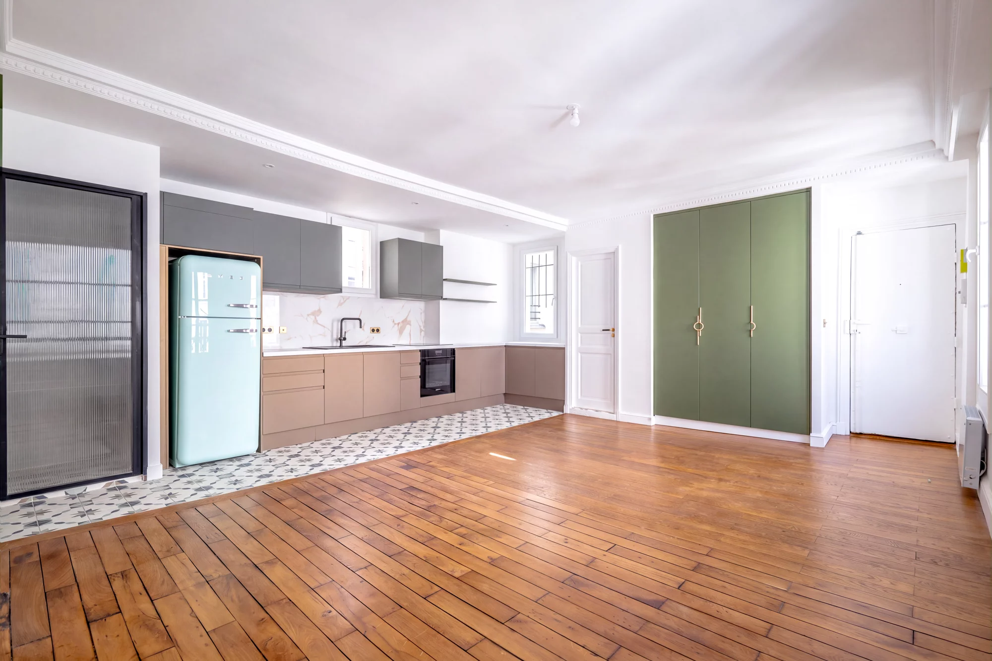 PARIS 2 – BONNE NOUVELLE – APPARTEMENT LUMINEUX ET RÉNOVÉ