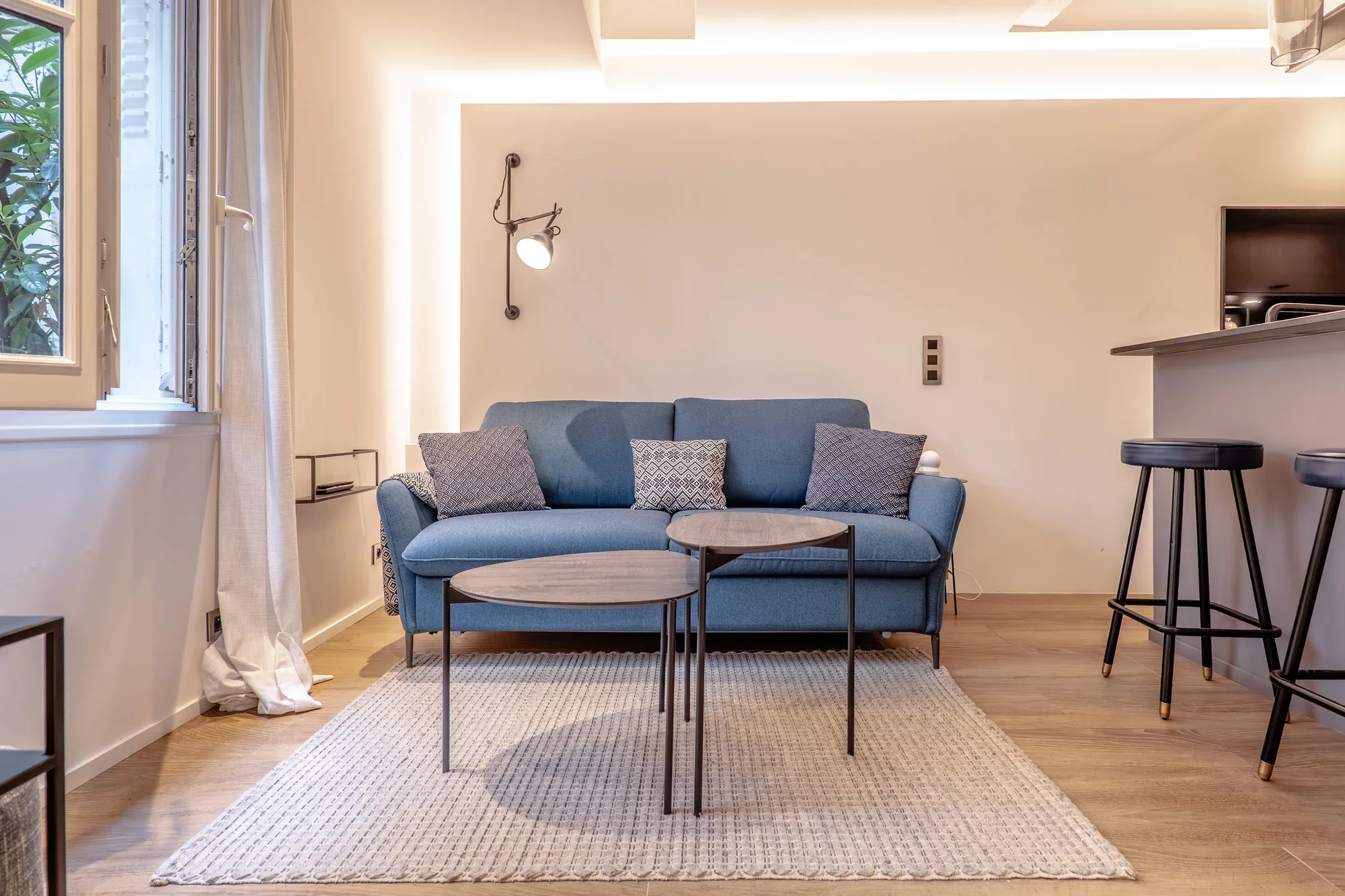 PARIS 1ER – PALAIS ROYAL – BEAU STUDIO PARFAITEMENT RÉNOVÉ