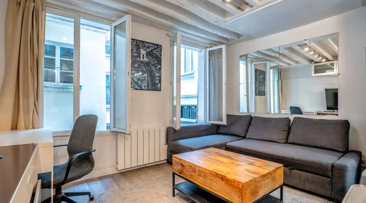 PARIS 1ER – TUILERIES – 2 PIÈCES EN PARFAIT ÉTAT